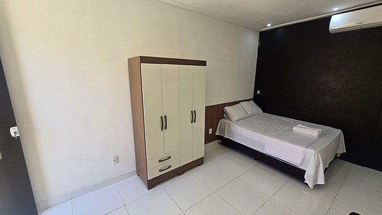 Studio a 200m dos Lagos da Orla com ar/varanda 02