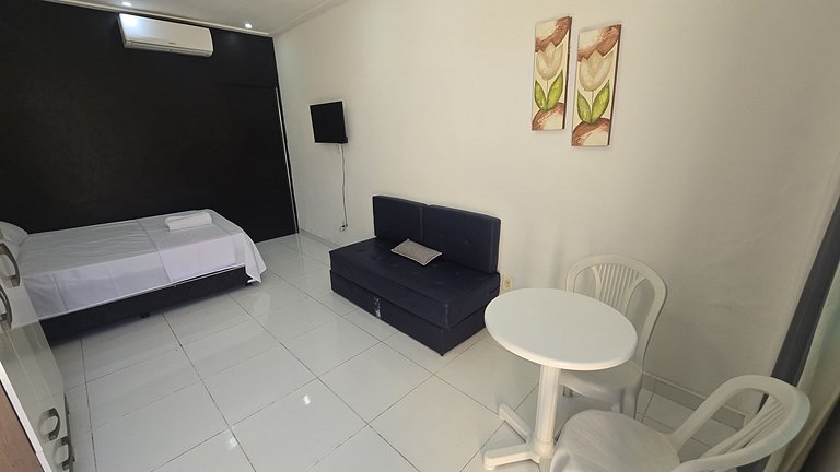 Studio a 200m dos Lagos da Orla com ar/varanda 02