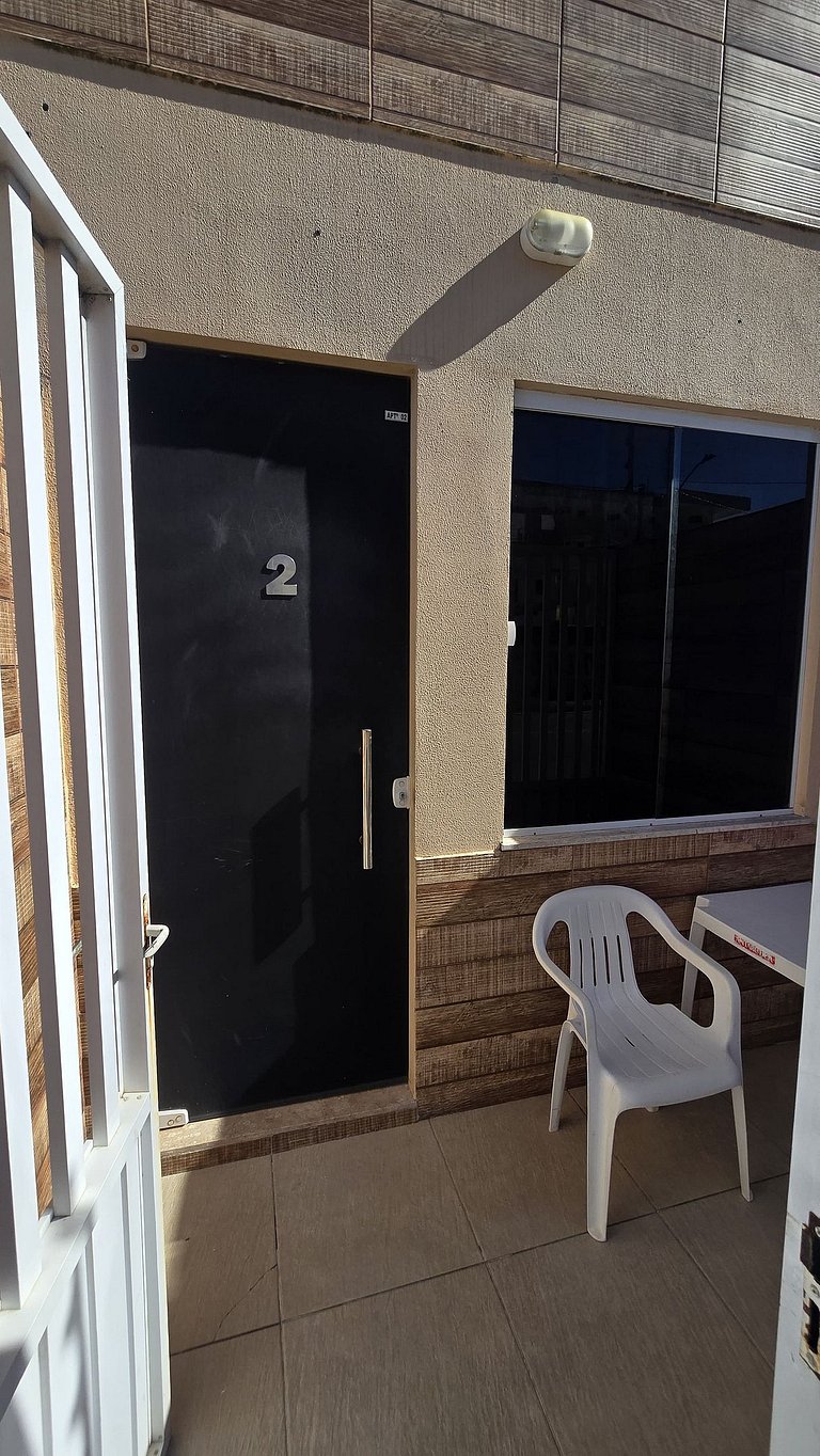 Studio a 200m dos Lagos da Orla com ar/varanda 02