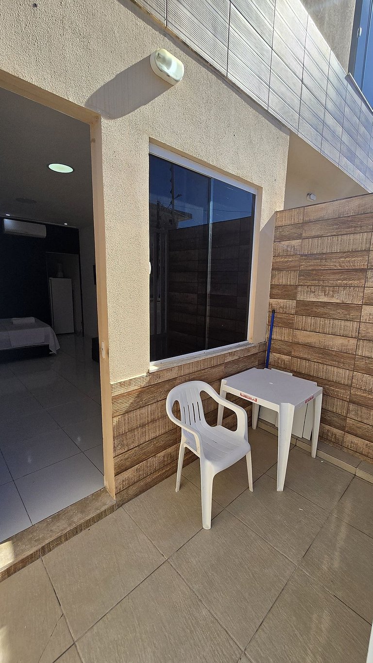 Studio a 200m dos Lagos da Orla com ar/varanda 02