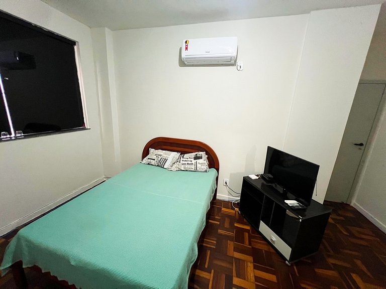 Amplo apê em bairro nobre
