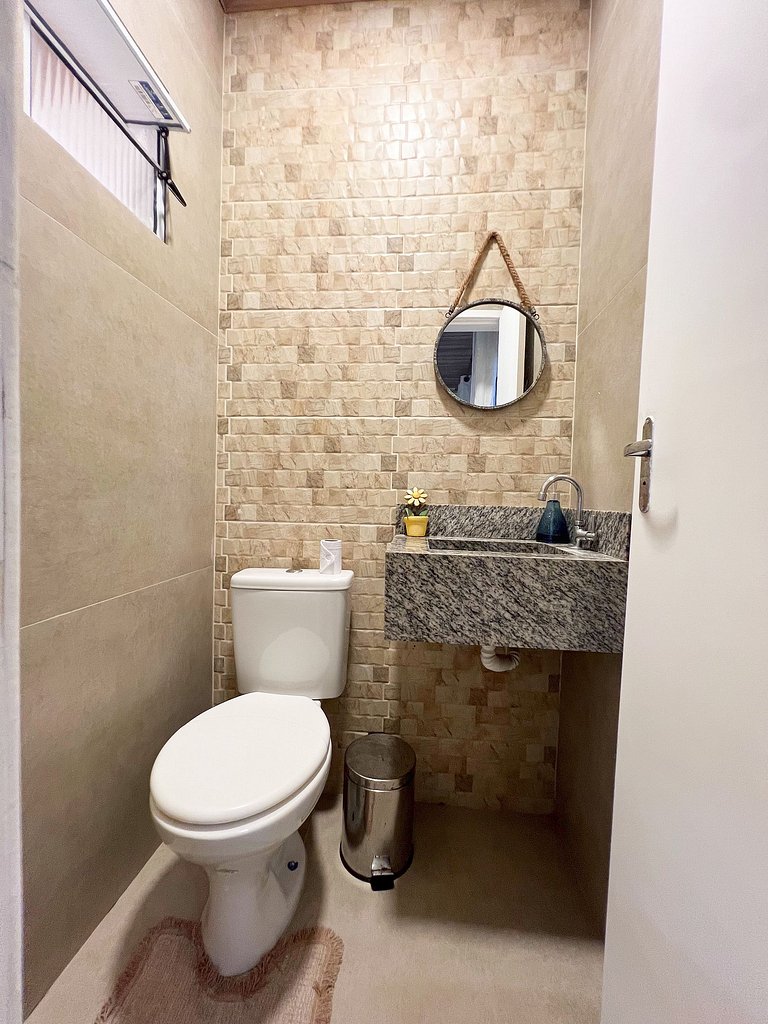 Aconchego a 300m da Orla de Atalaia com Varanda