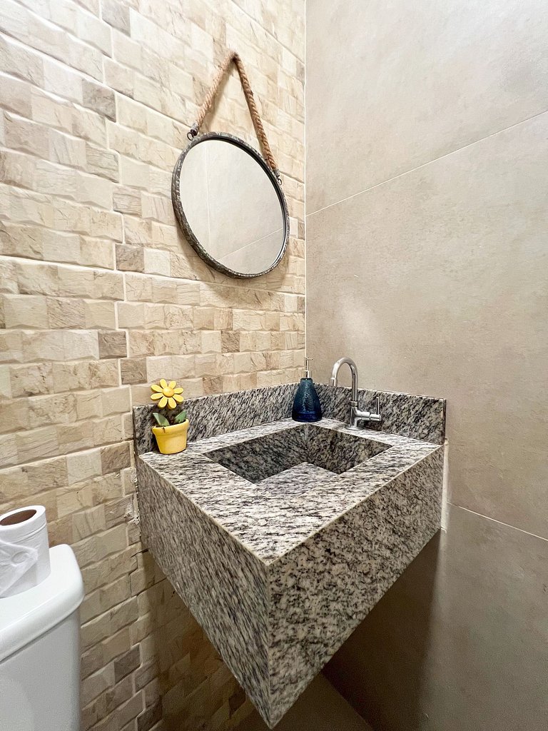 Aconchego a 300m da Orla de Atalaia com Varanda