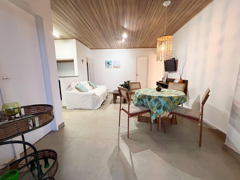 Aconchego a 300m da Orla de Atalaia com Varanda