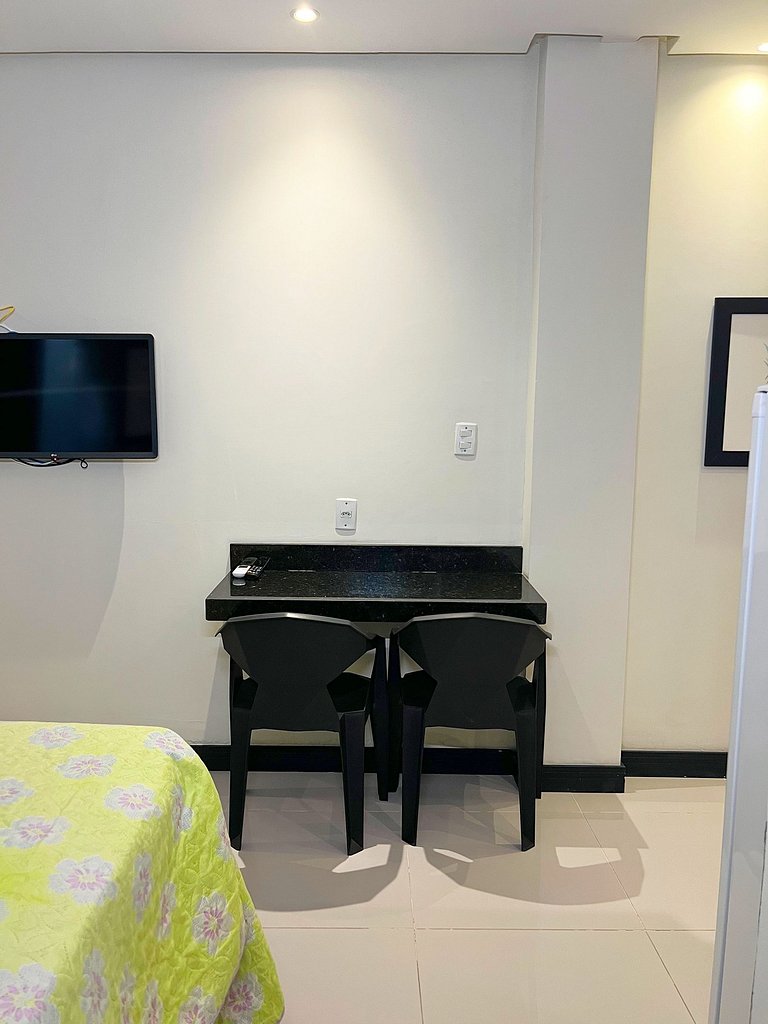 Studio design a 700m da Praia de Atalaia