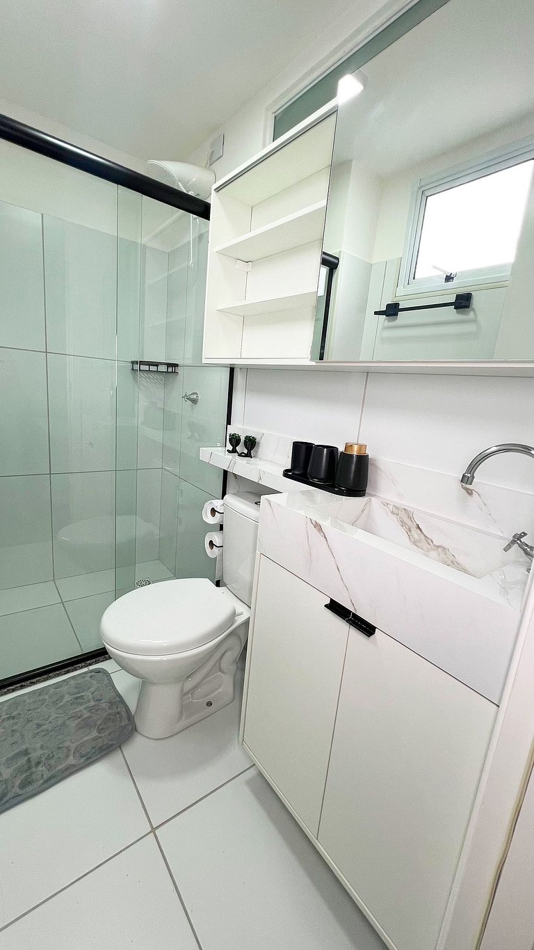 Apê Caju pertinho do aeroporto com ar 2/4