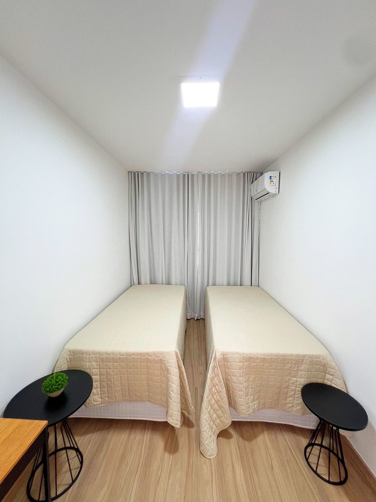 Apê Caju pertinho do aeroporto com ar 2/4