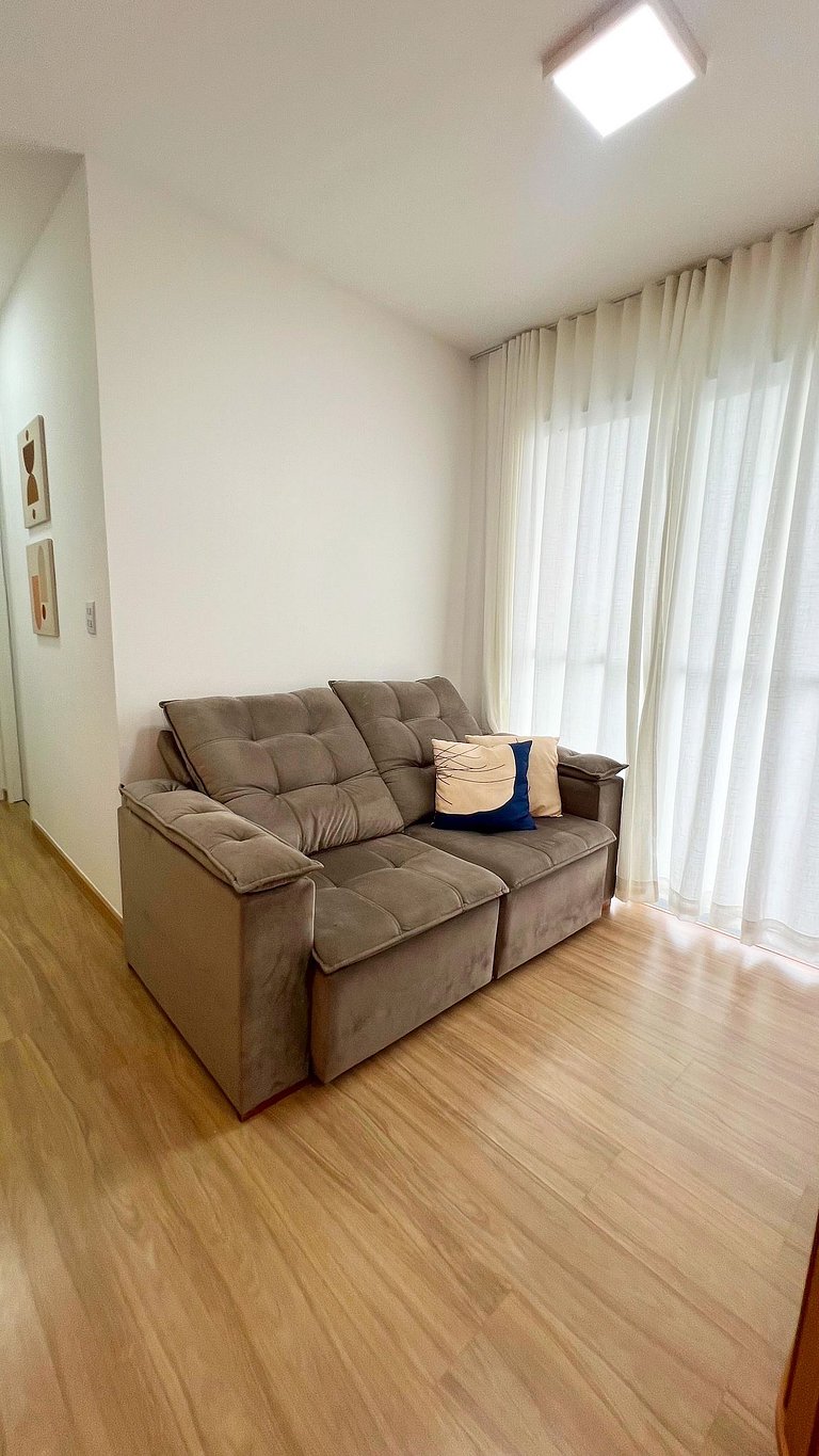 Apê Caju pertinho do aeroporto com ar 2/4