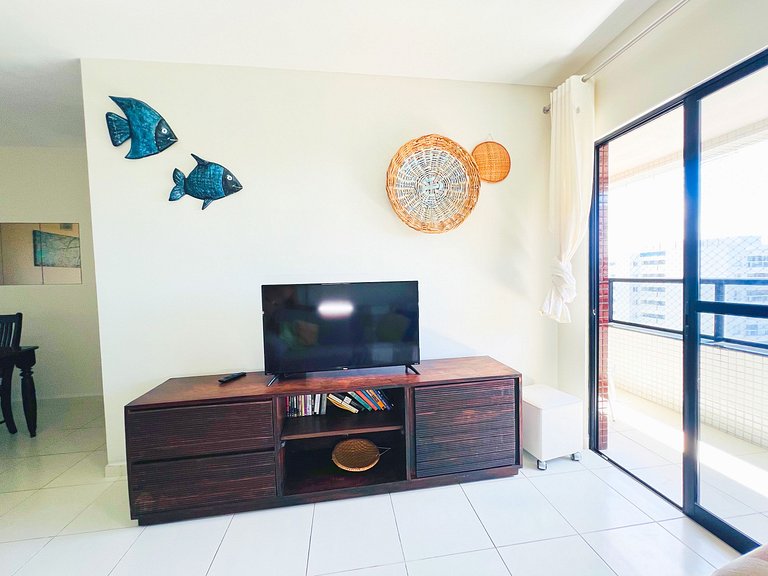 3/4 com ar, 7 min da Praia e c/ Lazer completo