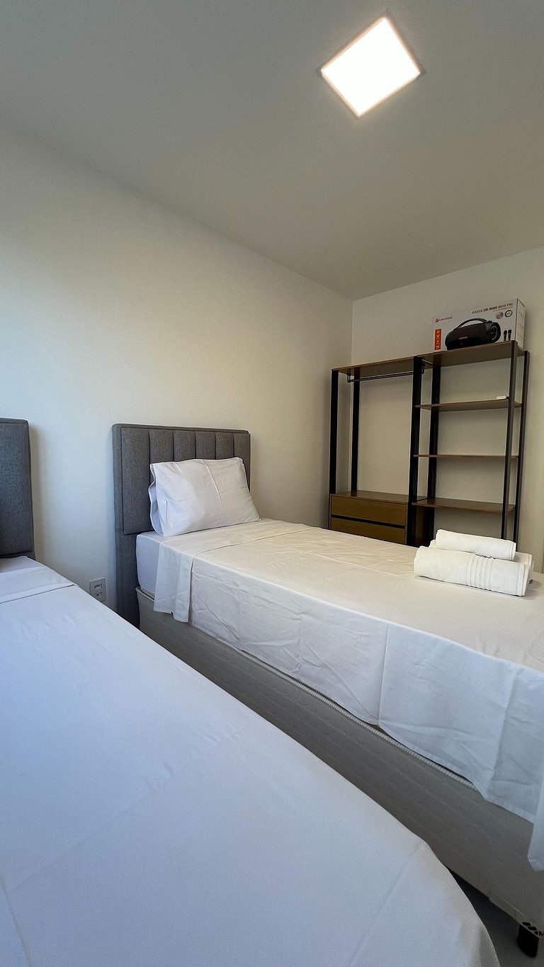 2/4 c/ ar. 250m da Praia de Atalaia by Apê