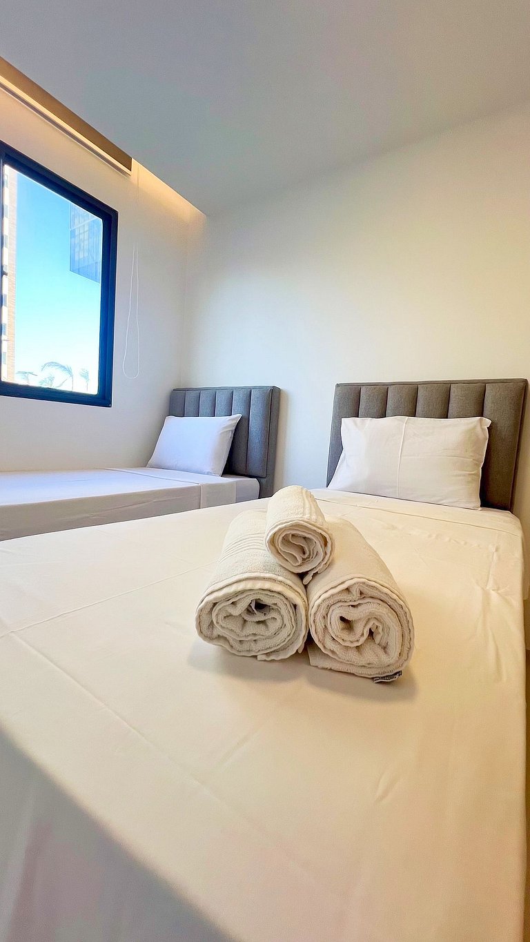 2/4 c/ ar. 250m da Praia de Atalaia by Apê