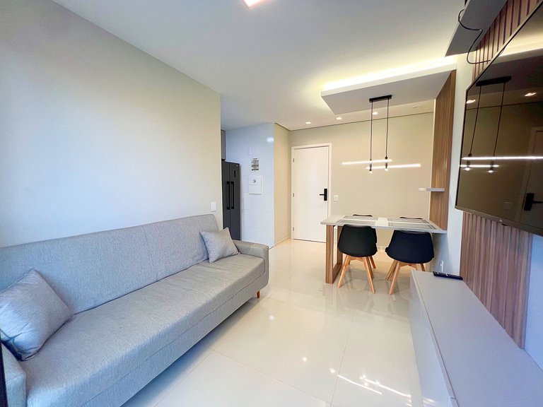 2/4 c/ ar. 250m da Praia de Atalaia by Apê