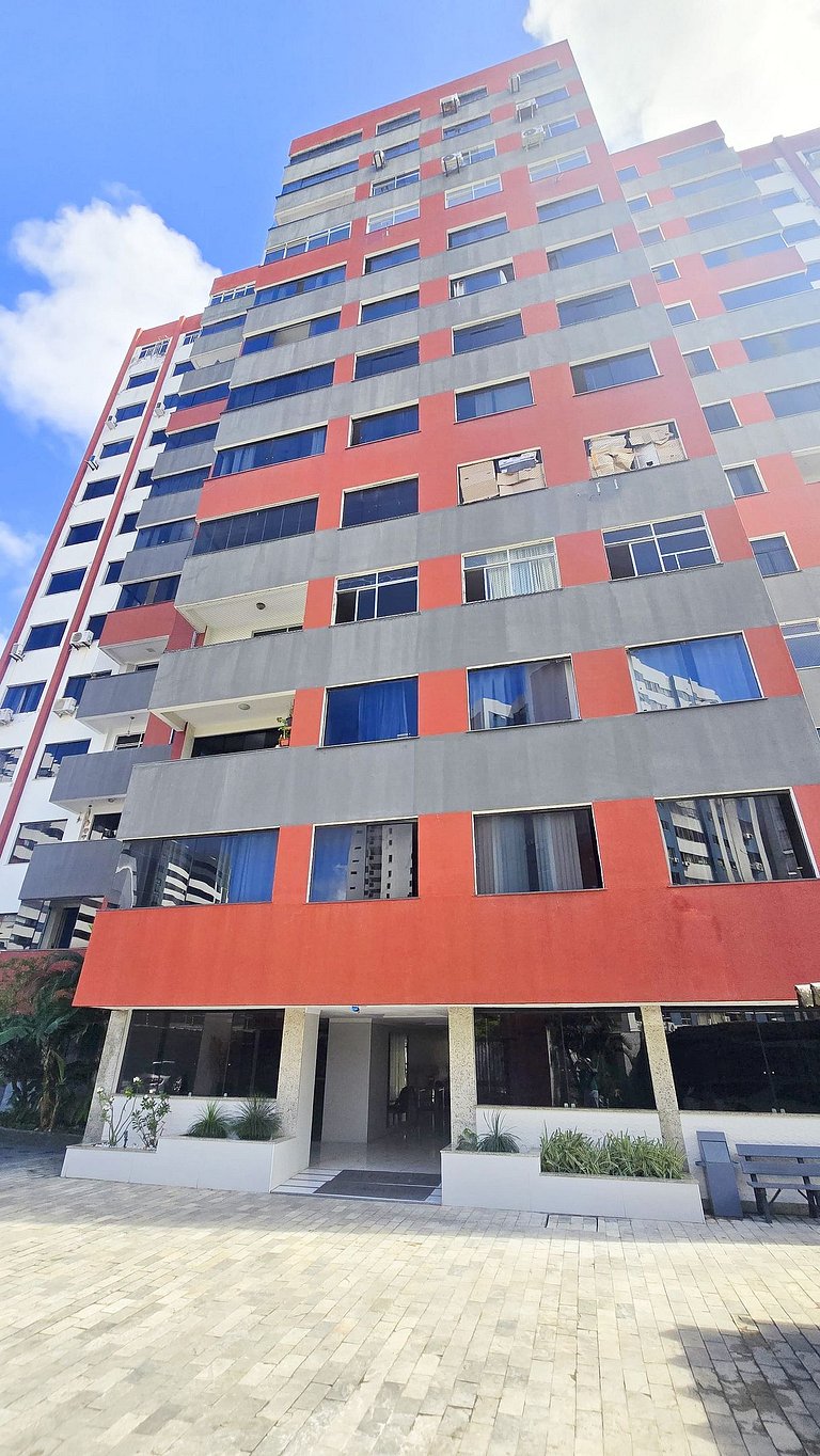 Amplo e Luxuoso 3/4 em bairro nobre by Apê