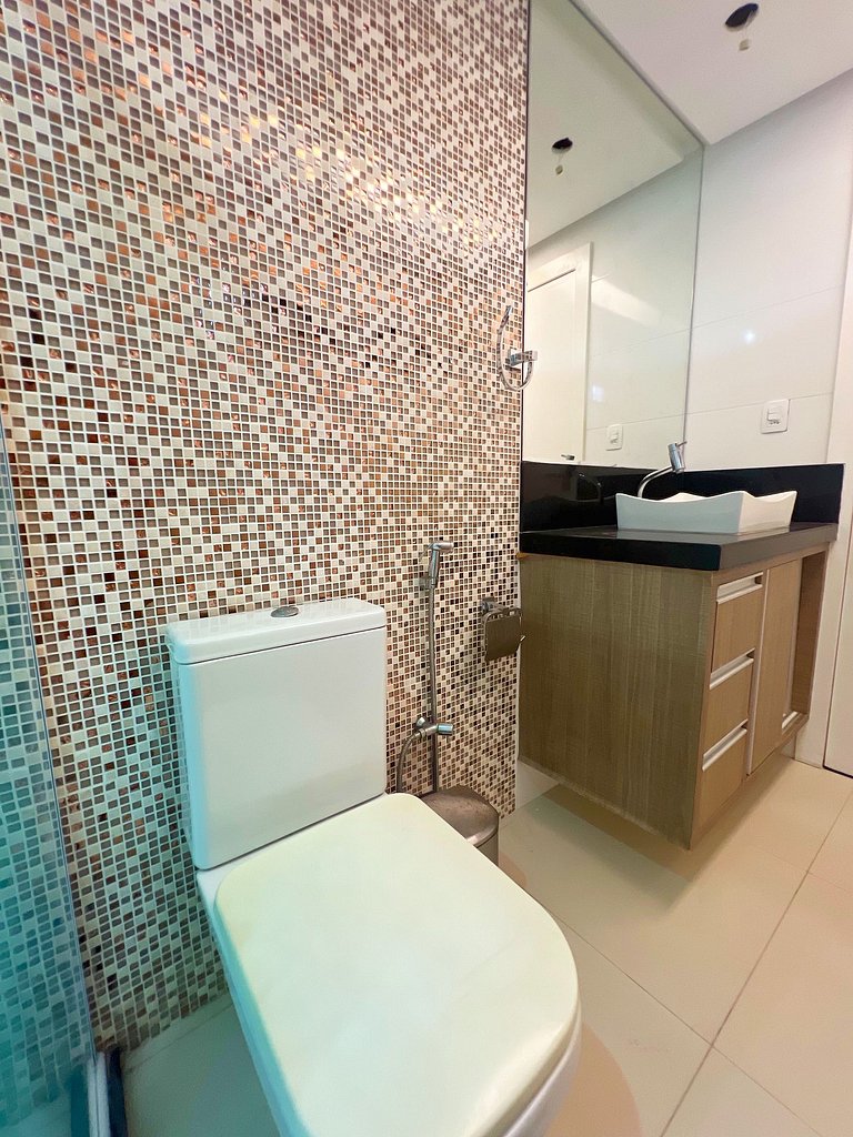 Amplo e Luxuoso 3/4 em bairro nobre by Apê