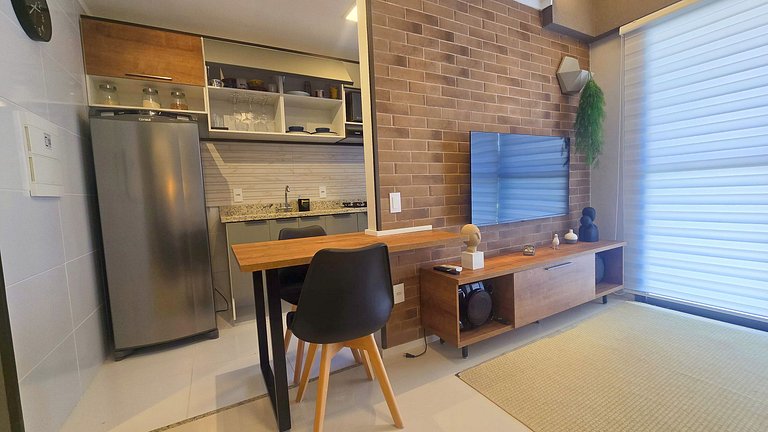 1/4 Design a 250m da Praia de Atalaia by Apê