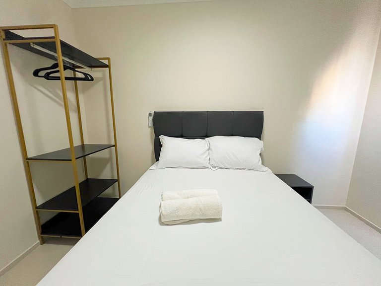 Conforto moderno a 250m da Praia de Atalaia by Apê