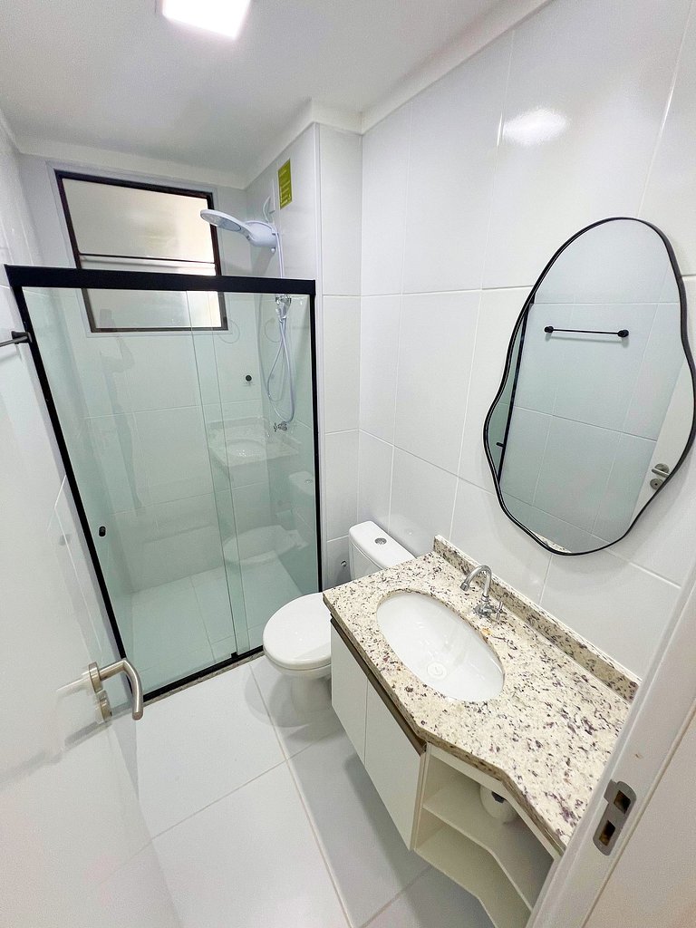 Conforto moderno a 250m da Praia de Atalaia by Apê