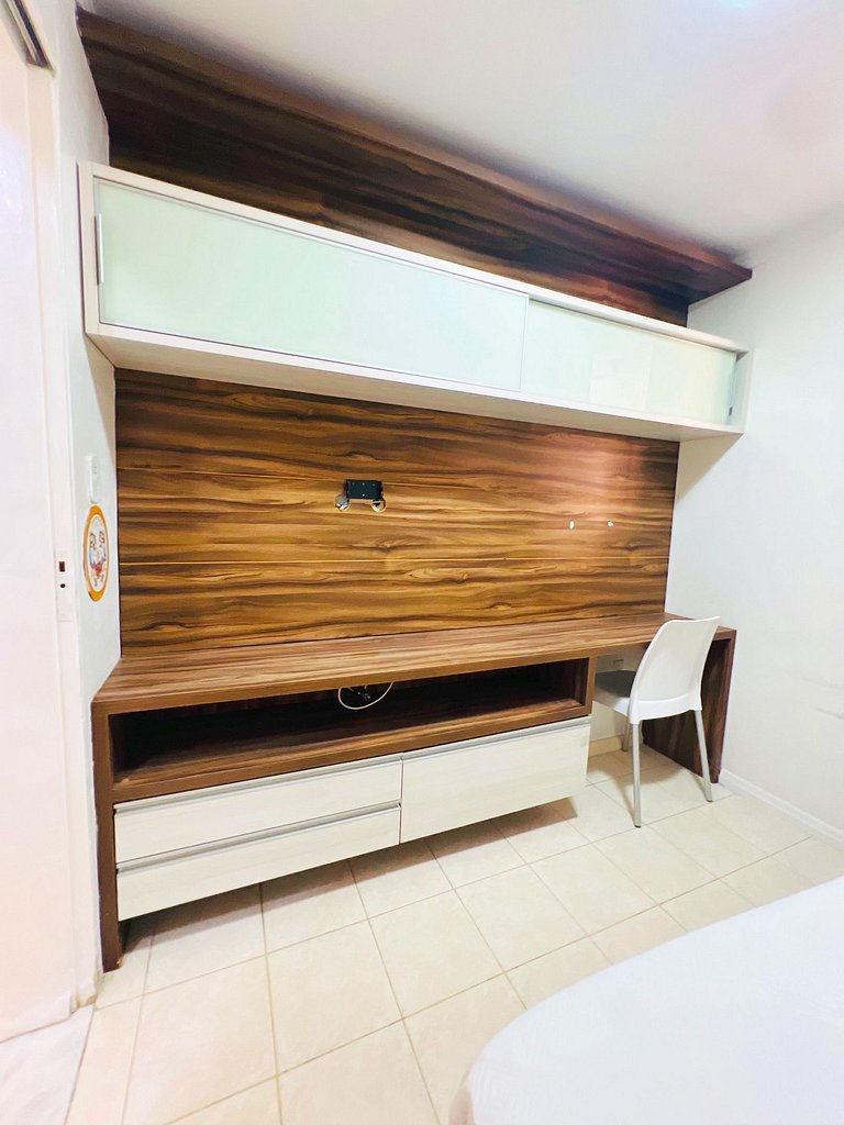 Design Confort: 4qts na C. do Meio/Atalaia by Apê