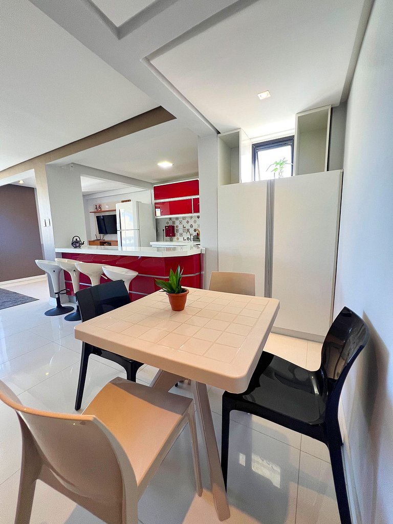 Frente mar a 70m da Praia de Atalaia by Apê