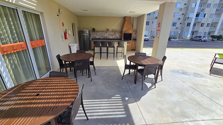 Aconchego proximo Praia e Aeroporto com ar by Apê