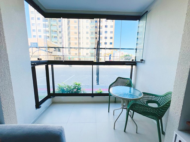 250m da Orla Atalaia • Luxo e Design by Apê