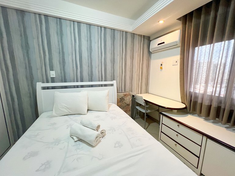 70m da Praia: Vista Mar e Ar-condicionado by Apê