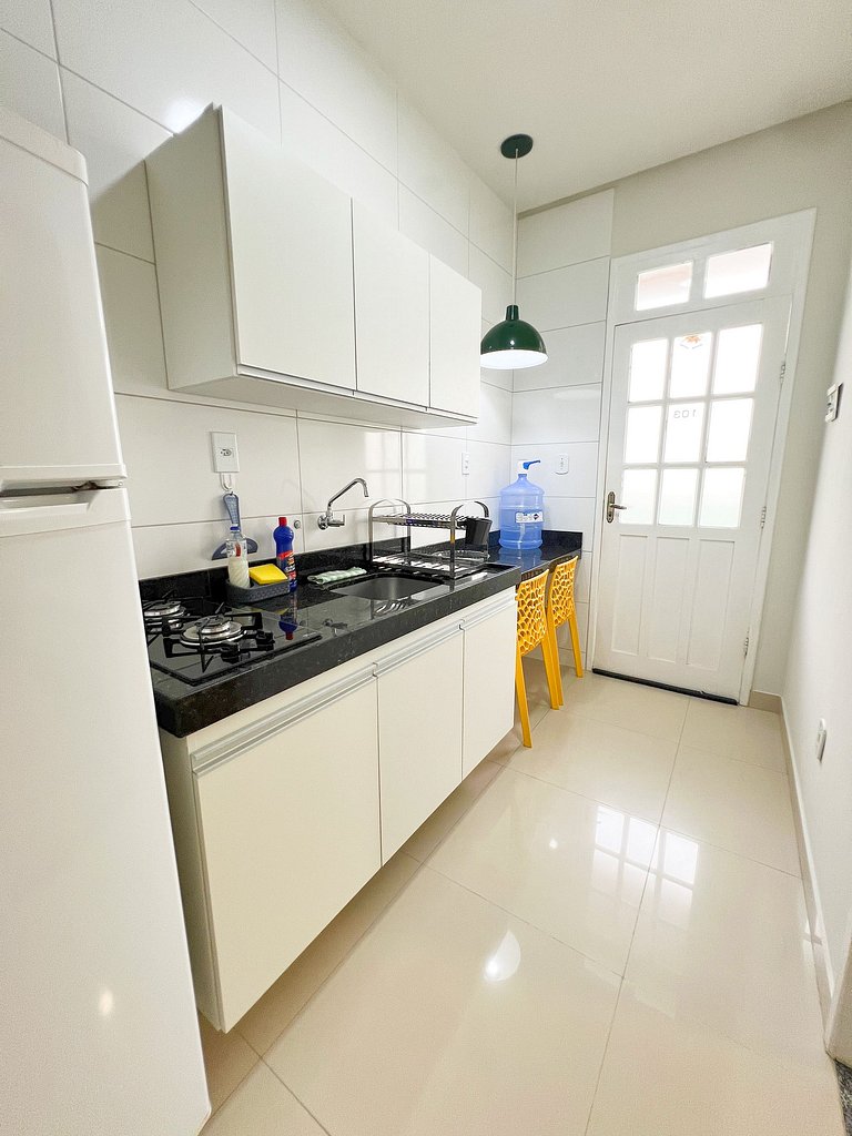 Apê Moderno a 750m da Praia de Atalaia by Apê