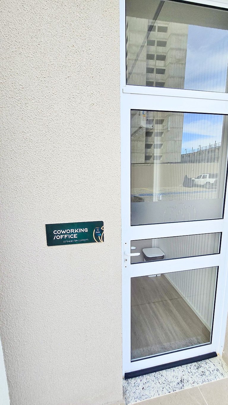 Design e Lazer de Resort perto da praia by Apê