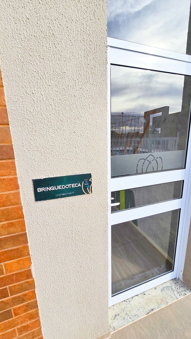 Design e Lazer de Resort perto da praia by Apê