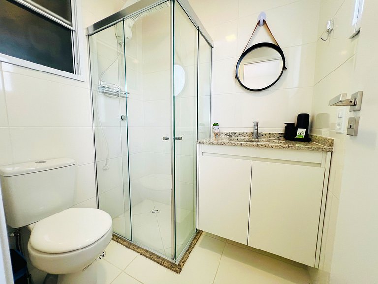 Design e Lazer de Resort perto da praia by Apê