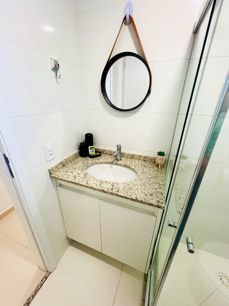 Design e Lazer de Resort perto da praia by Apê