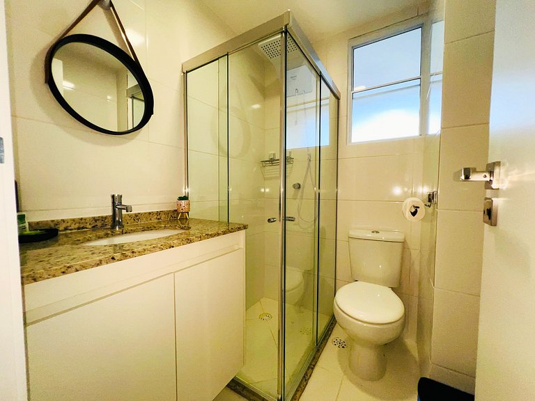 Design e Lazer de Resort perto da praia by Apê