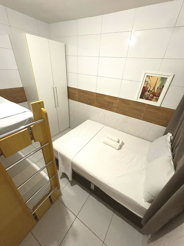 Atalaia 750m da Praia p/ 6 Pessoas by Apê