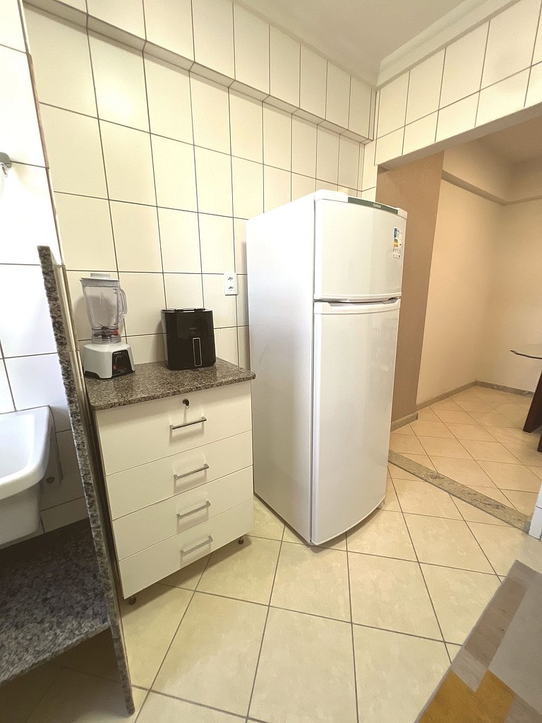 Atalaia 70m da Praia Vista Mar 4o Andar by Apê