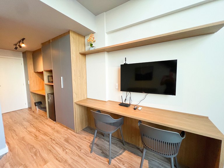 Luxuoso Duplex a 180m do Shopping by Apê