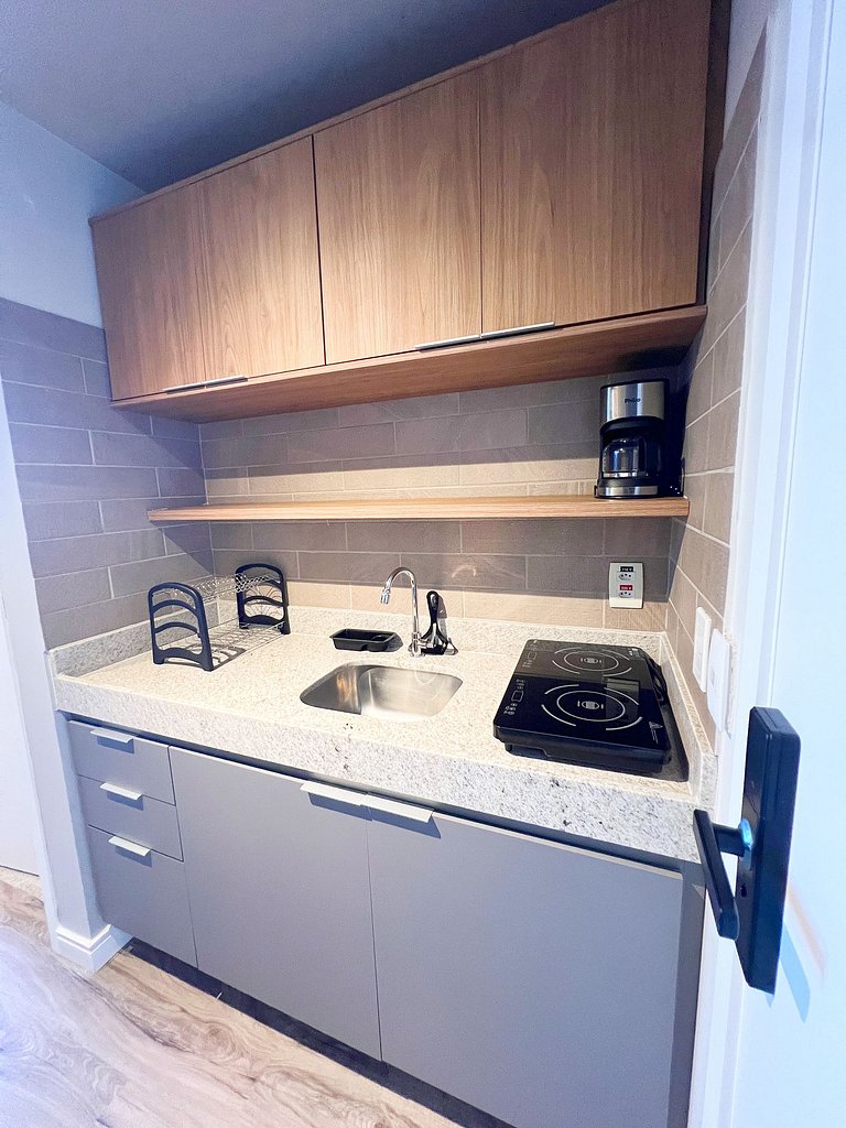 Luxuoso Duplex a 180m do Shopping by Apê