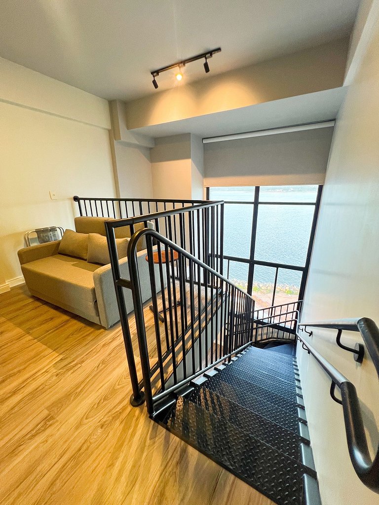 Luxuoso Duplex a 180m do Shopping by Apê