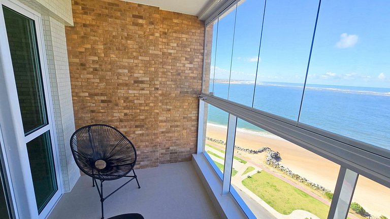 Pé na Areia na Atalaia Vista Mar e Piscina by Apê